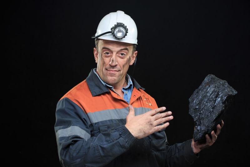 Hanson Burnette 工廠為解決嚴(yán)重的回程帶料問題而安裝了 Martin? QB1? 清掃器（重型）